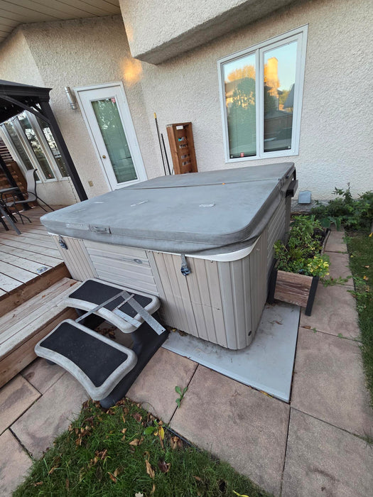 CUSTOMER HOT TUB COVER ORDER FOR ASHMEAD  SHIPS IN 7 WEEKS APPROX