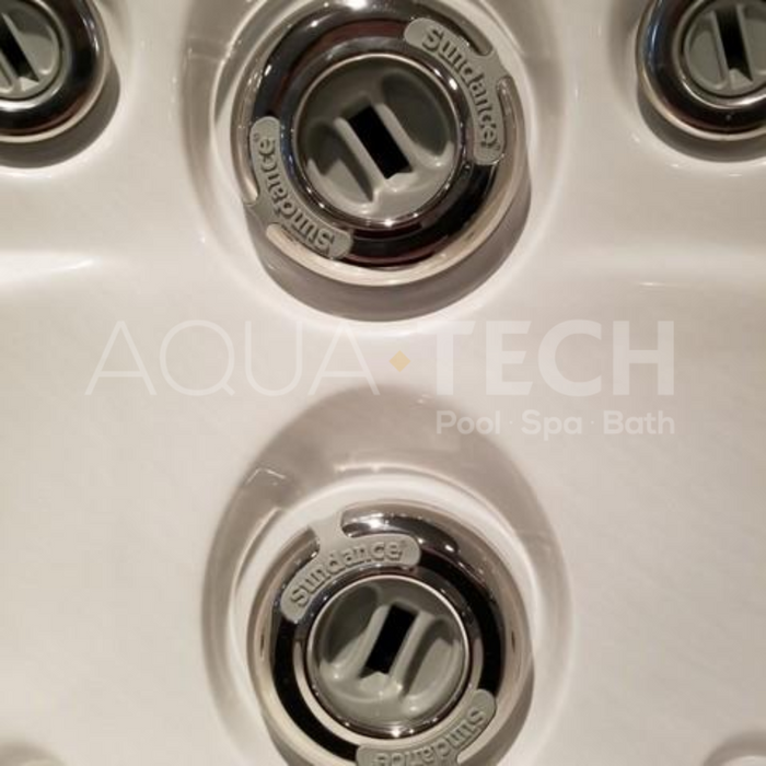 Sundance Spas Fluidix IntelliJet Face with 316 Stainless Steel Escutcheon (P/N: 6541-102)